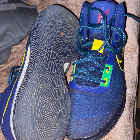 Kyrie flytrap IV - Picture 3 of 4